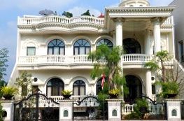 Rumah Mewah